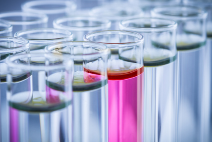 2015年全球销售增长快马竟全是新药？