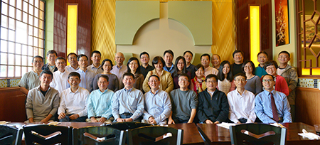 汪俊博士（1排左4），梁贵柏博士（1排左1），孙勇奎院士（1排左2），李才博士（1排中），王建锋博士（1排右1），刘建博士（1排右4），杨立虎博士（2排左1），蔡天权博士（2排左2），刘雯颖博士（2排右3）等专家合影留念